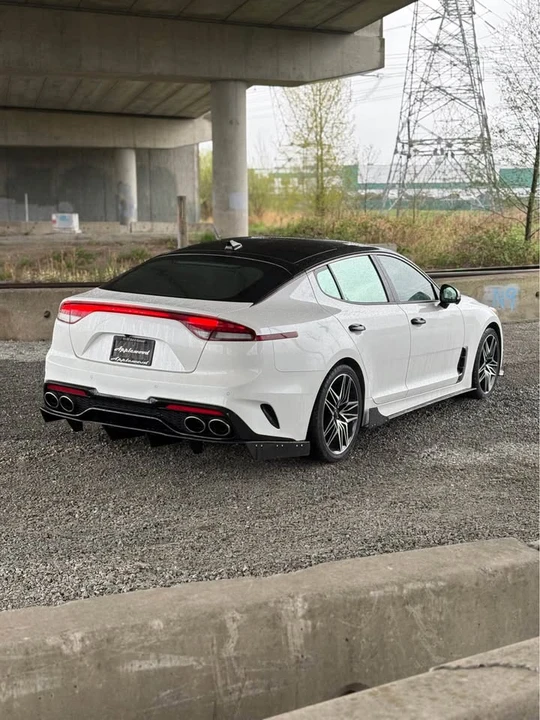 2022 Kia Stinger GT - Image 3 of 17
