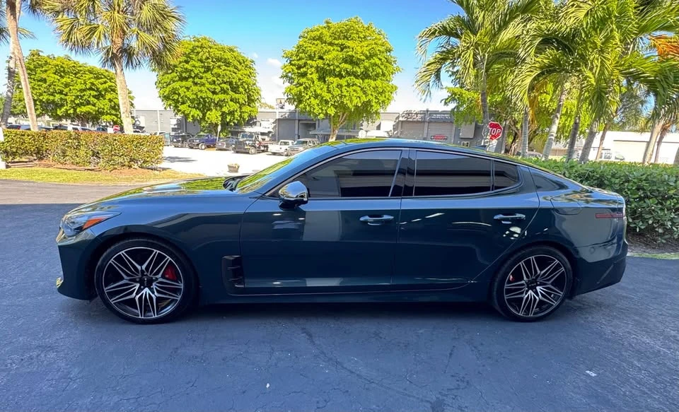2022 Kia Stinger GT - Image 3 of 10