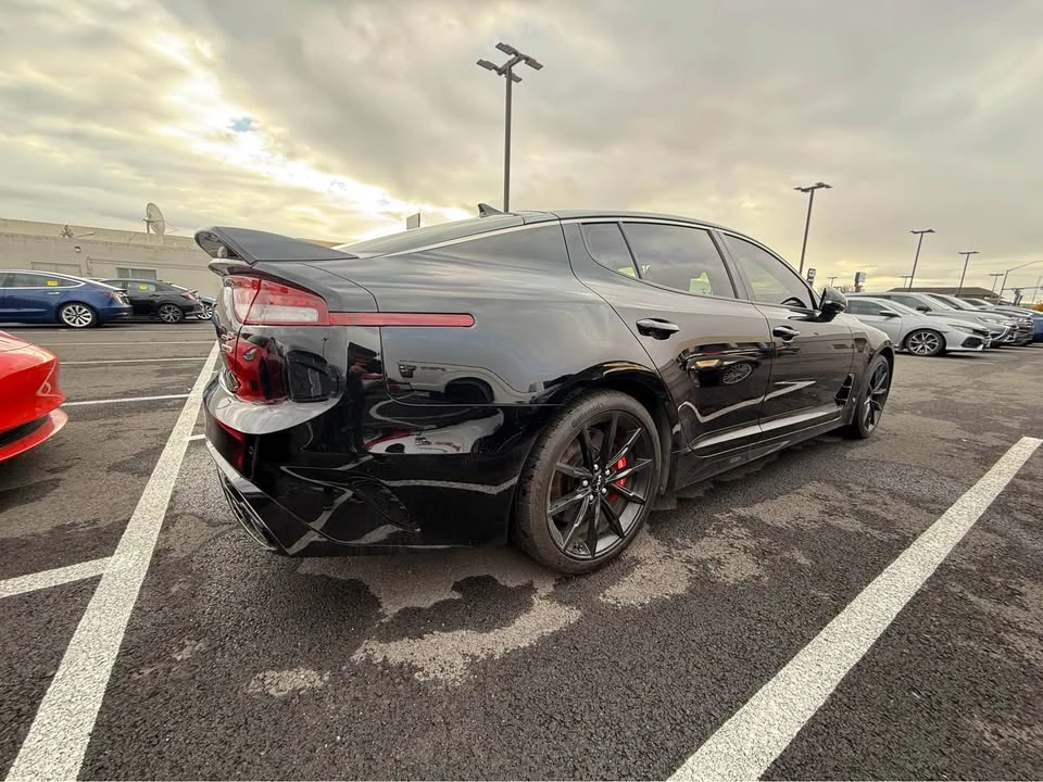 2022 Kia Stinger GT - Image 8 of 9