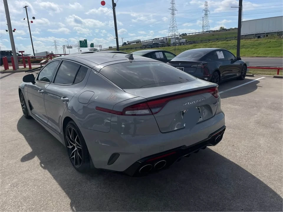 2022 Kia Stinger - Image 4 of 8