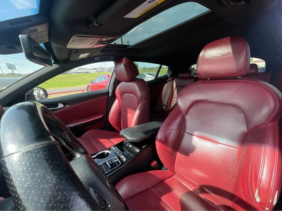 2022 Kia Stinger - Image 6 of 8