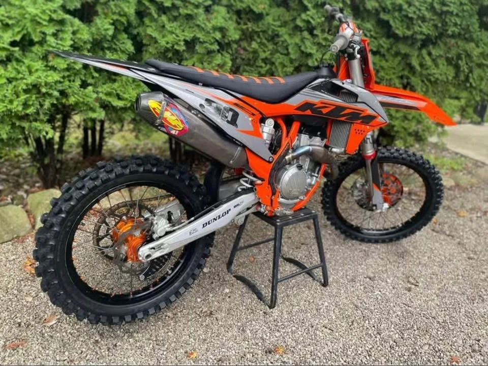 2022 KTM - Image 5 of 6