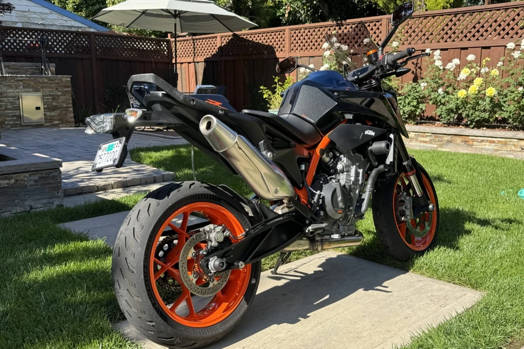 2022 KTM - Image 2 of 6