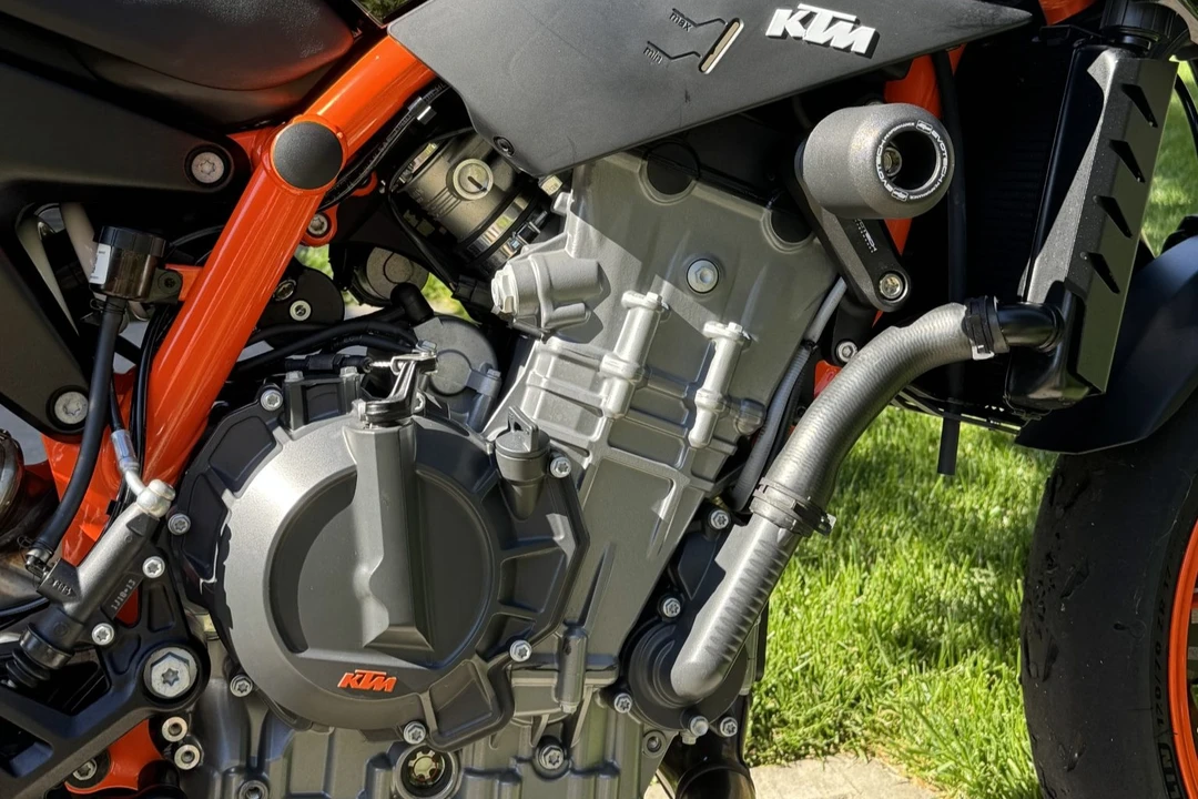 2022 KTM - Image 5 of 6