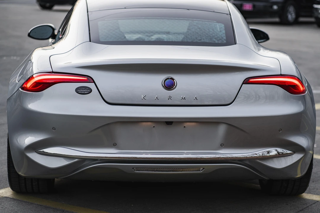 2022 Karma Revero - Image 11 of 31