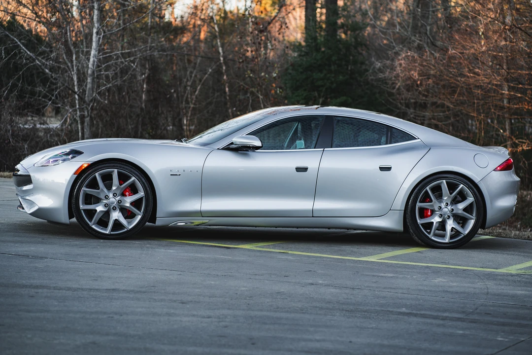 2022 Karma Revero - Image 9 of 31