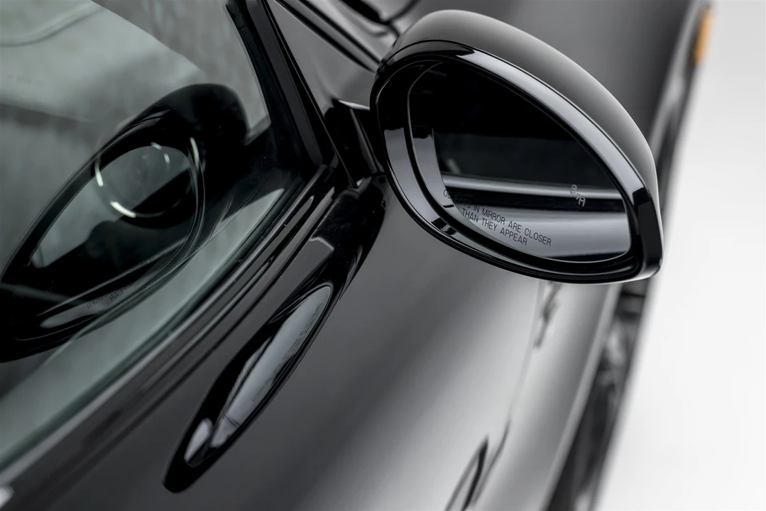 2022 Karma Revero - Image 28 of 31