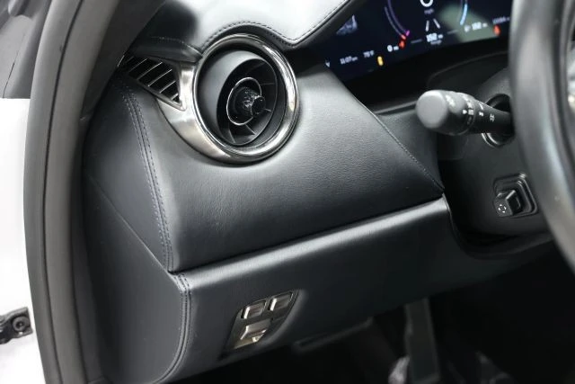 2022 Karma Revero - Image 18 of 21