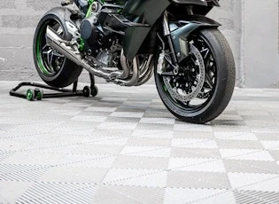 2022 Kawasaki Ninja - Image 15 of 21