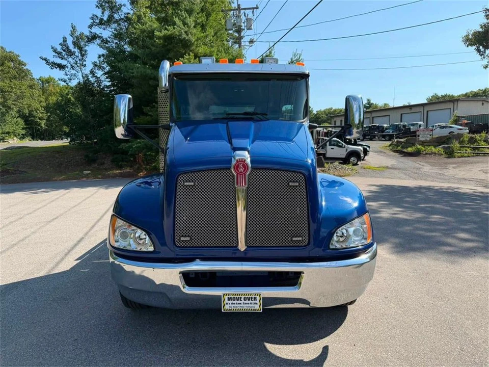 2022 Kenworth T370 - Image 9 of 16