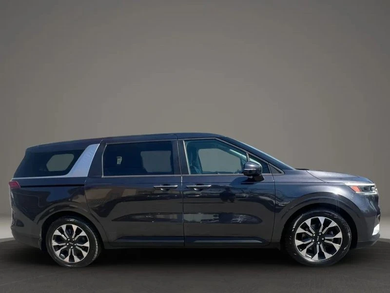 2022 Kia Carnival - Image 4 of 12