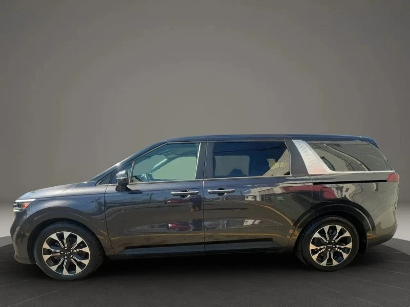 2022 Kia Carnival - Image 8 of 12