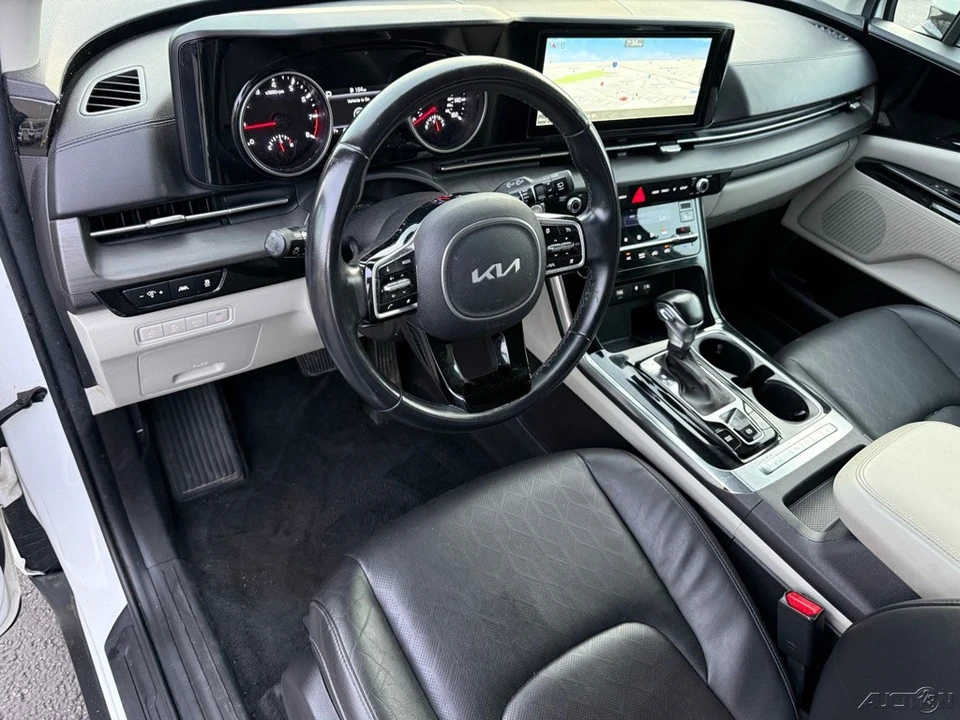 2022 Kia Carnival - Image 11 of 12