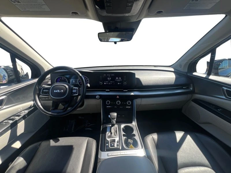 2022 Kia Carnival - Image 11 of 12