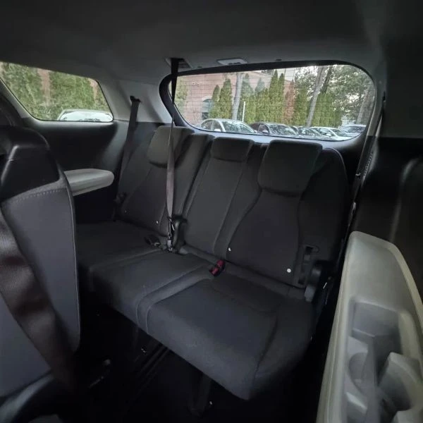 2022 Kia Carnival - Image 11 of 12