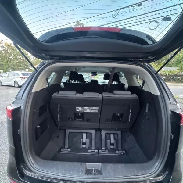 2022 Kia Carnival - Image 9 of 12