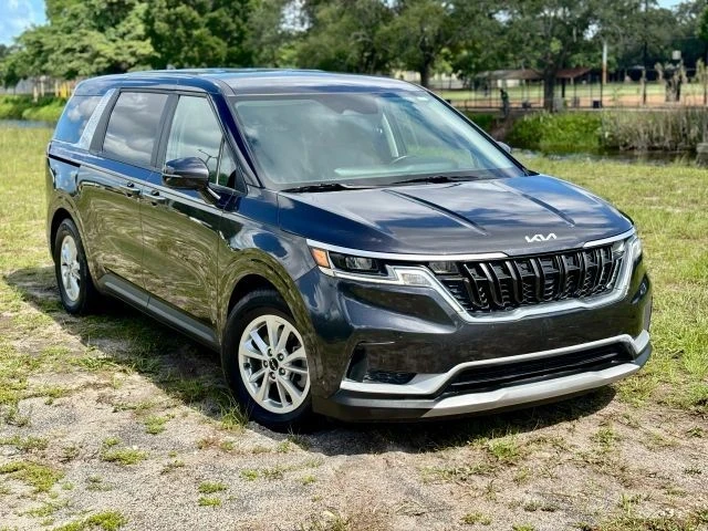 2022 Kia Carnival - Image 3 of 21