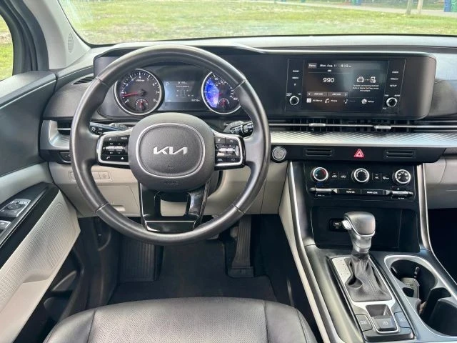 2022 Kia Carnival - Image 12 of 21