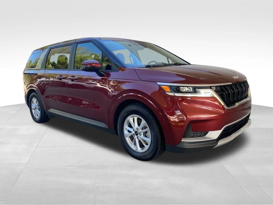2022 Kia Carnival - Image 2 of 12