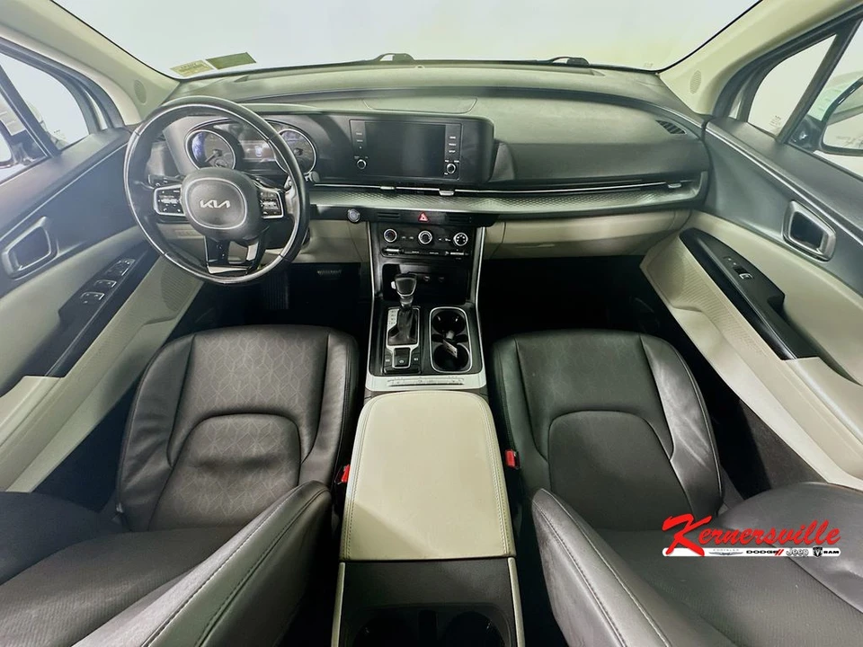 2022 Kia Carnival - Image 10 of 21