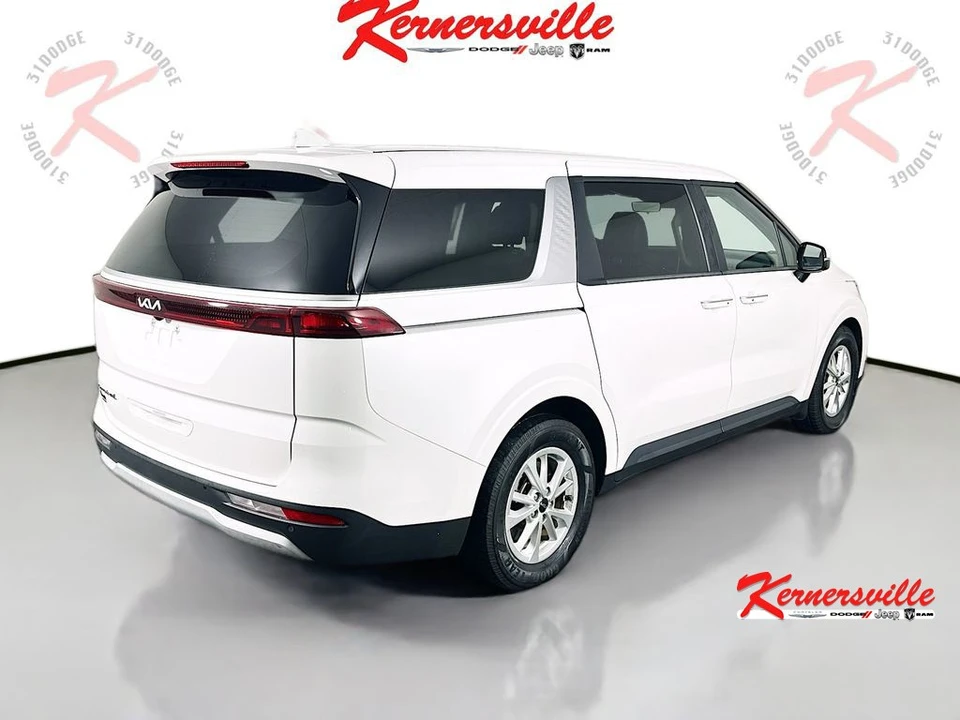 2022 Kia Carnival - Image 7 of 21