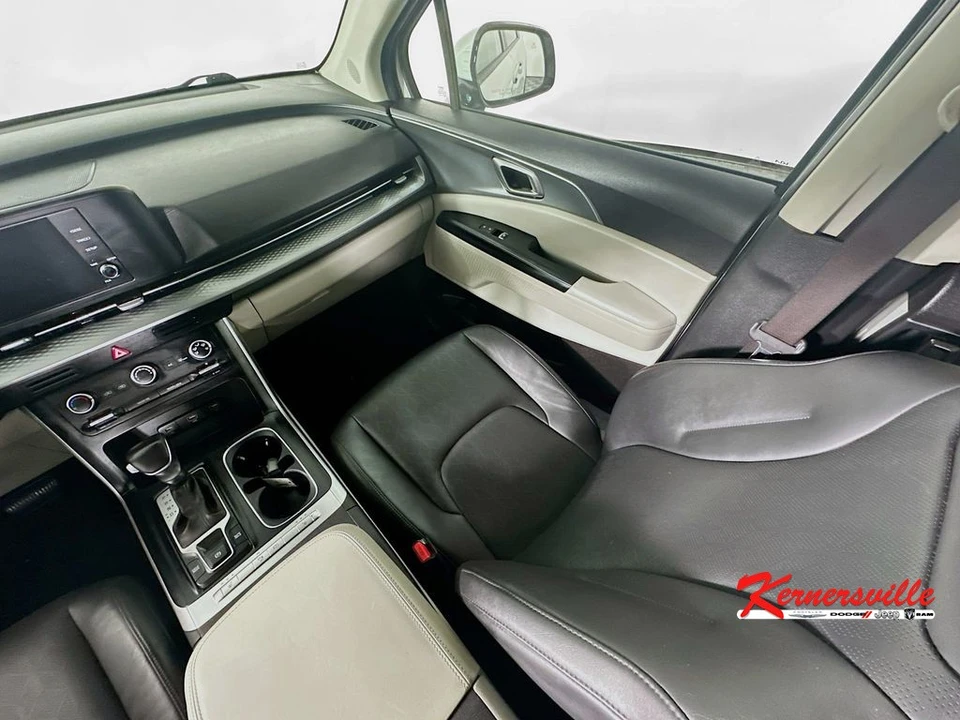 2022 Kia Carnival - Image 11 of 21