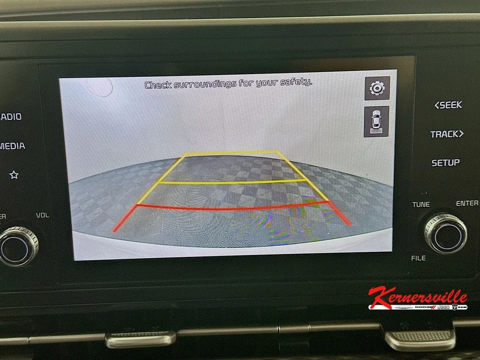 2022 Kia Carnival - Image 19 of 21