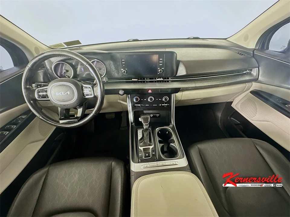 2022 Kia Carnival - Image 10 of 12