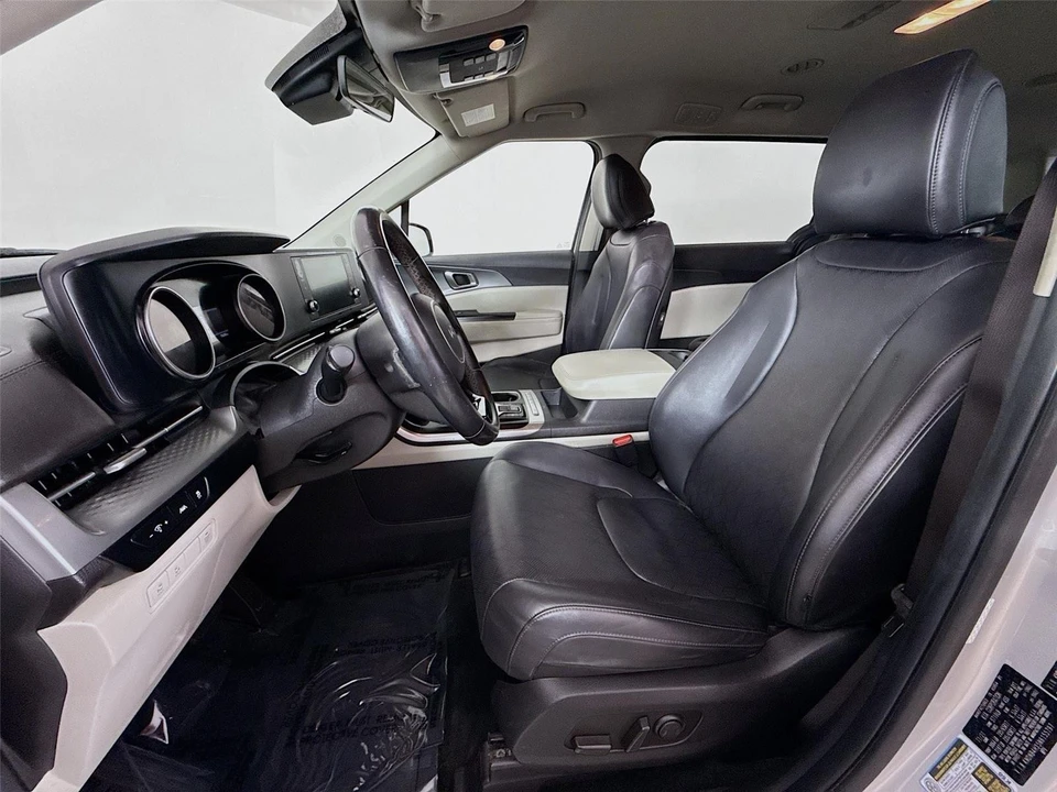 2022 Kia Carnival - Image 19 of 21