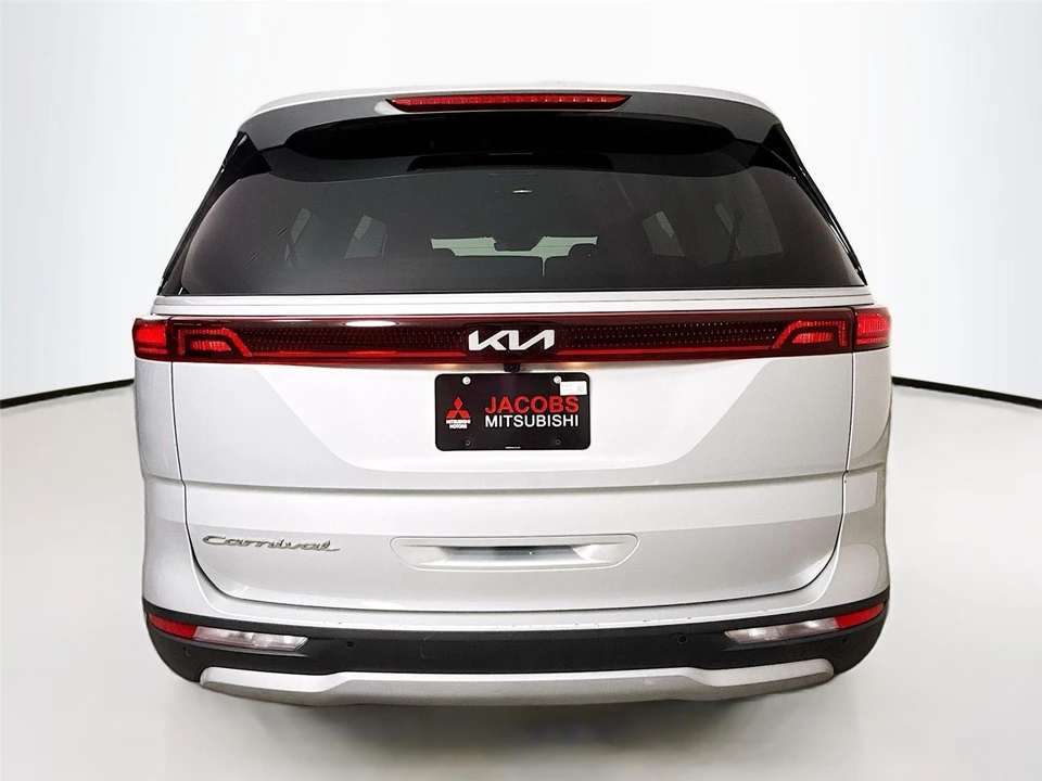 2022 Kia Carnival - Image 6 of 21