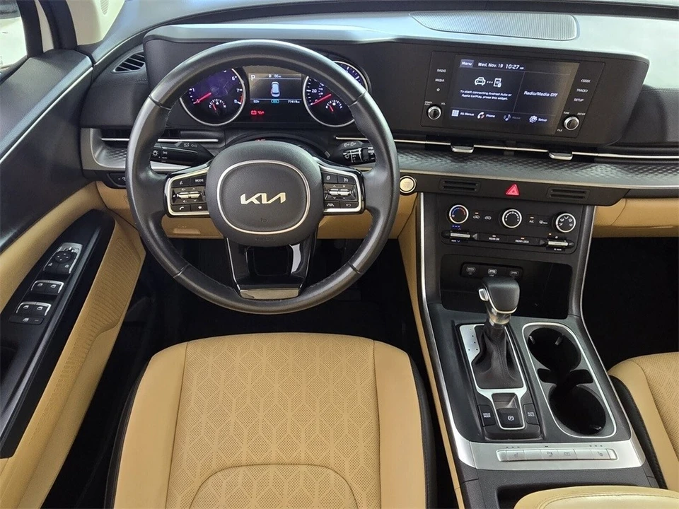 2022 Kia Carnival - Image 10 of 12