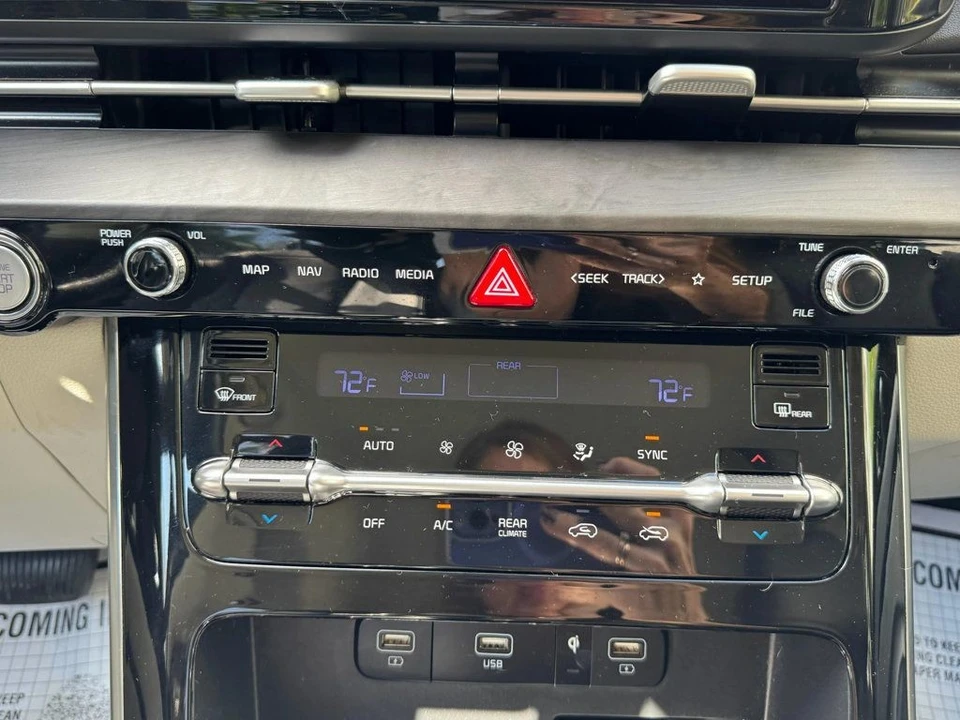 2022 Kia Carnival - Image 12 of 12