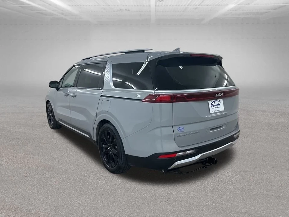 2022 Kia Carnival - Image 9 of 21