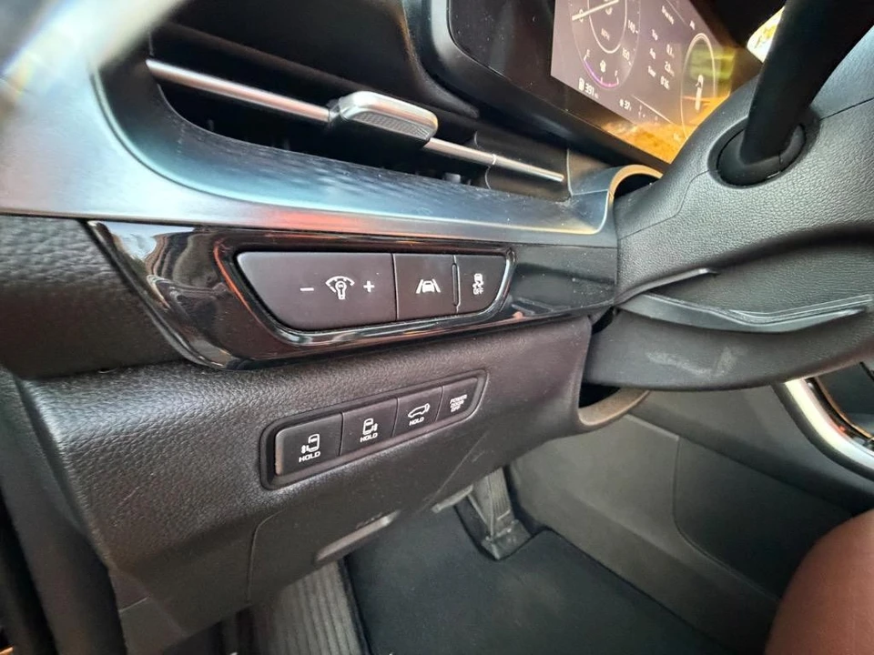 2022 Kia Carnival - Image 8 of 21