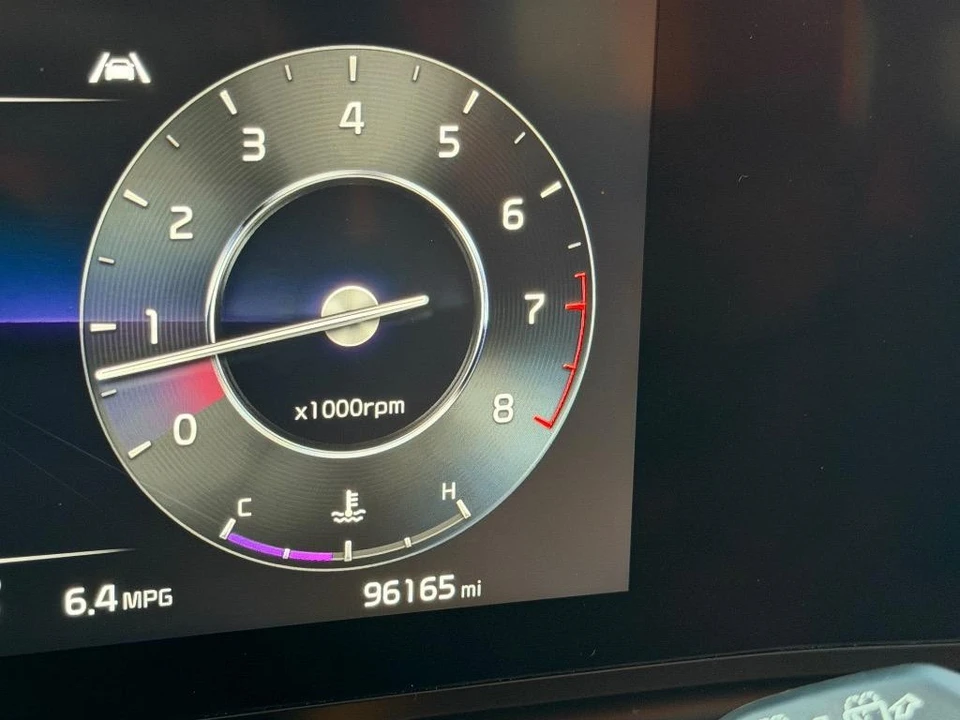 2022 Kia Carnival - Image 10 of 21
