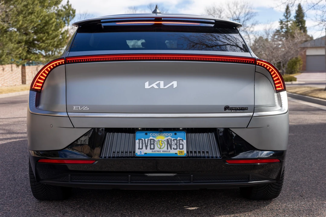 2022 Kia EV6 - Image 10 of 31