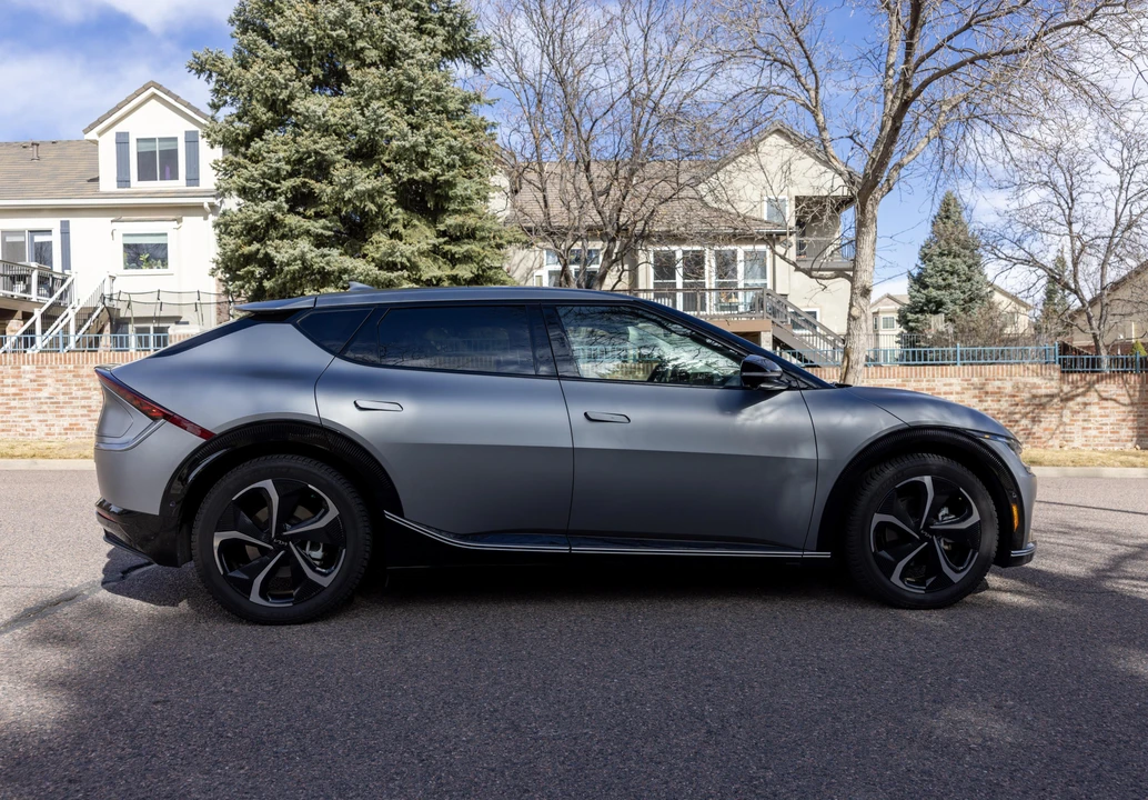 2022 Kia EV6 - Image 12 of 31