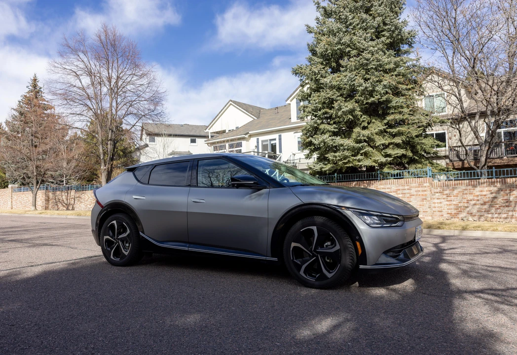 2022 Kia EV6 - Image 14 of 31