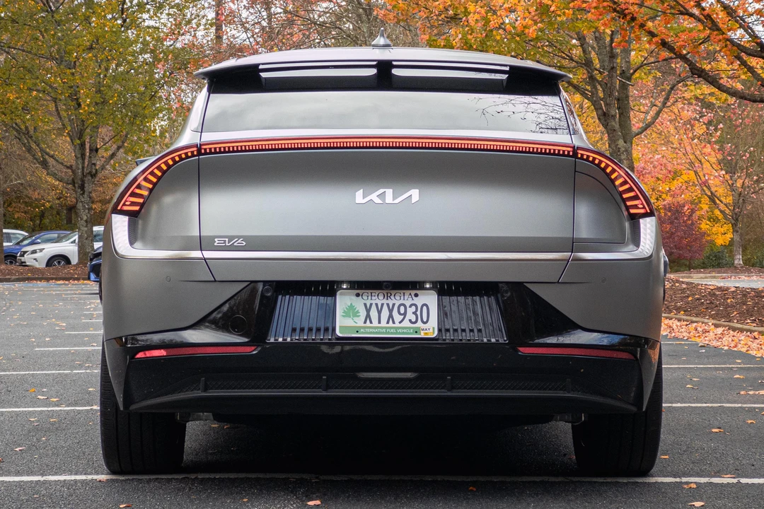 2022 Kia EV6 - Image 5 of 31