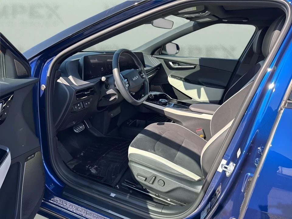 2022 Kia EV6 GT - Image 9 of 12