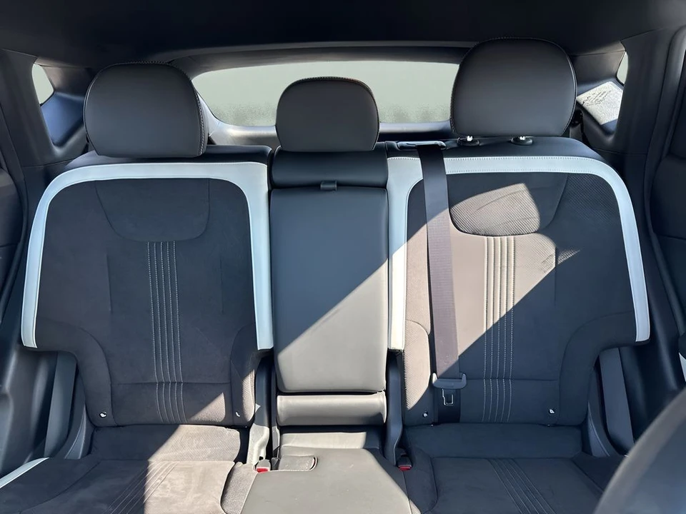 2022 Kia EV6 GT - Image 11 of 12