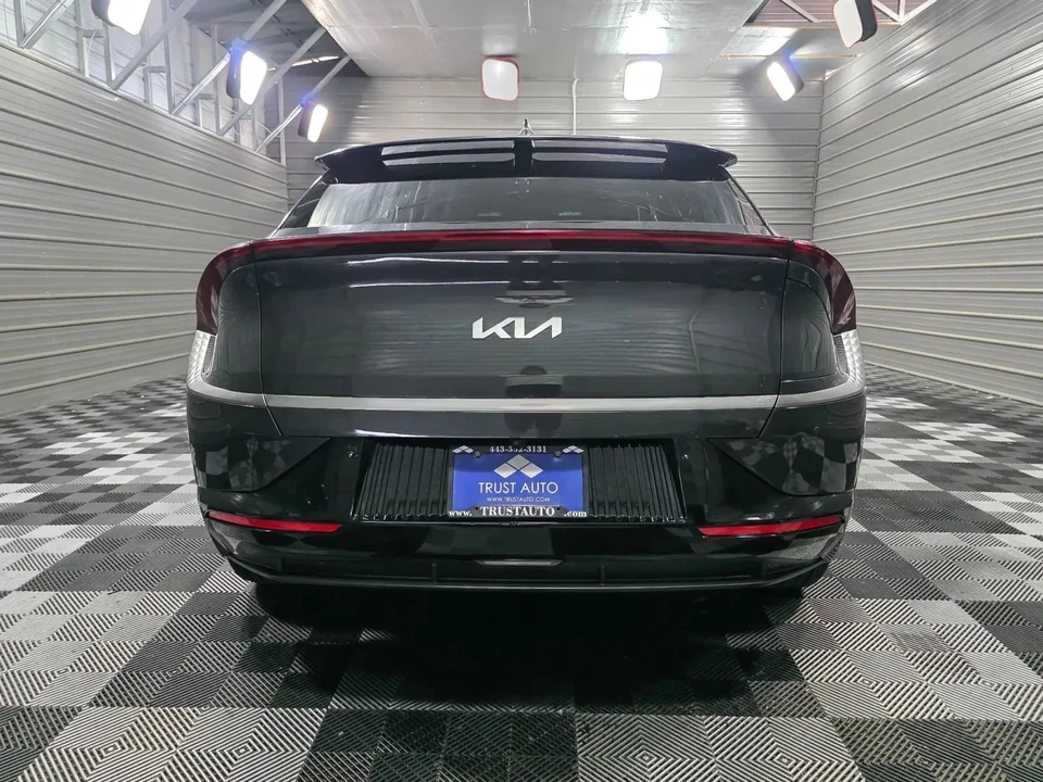 2022 Kia EV6 - Image 6 of 12