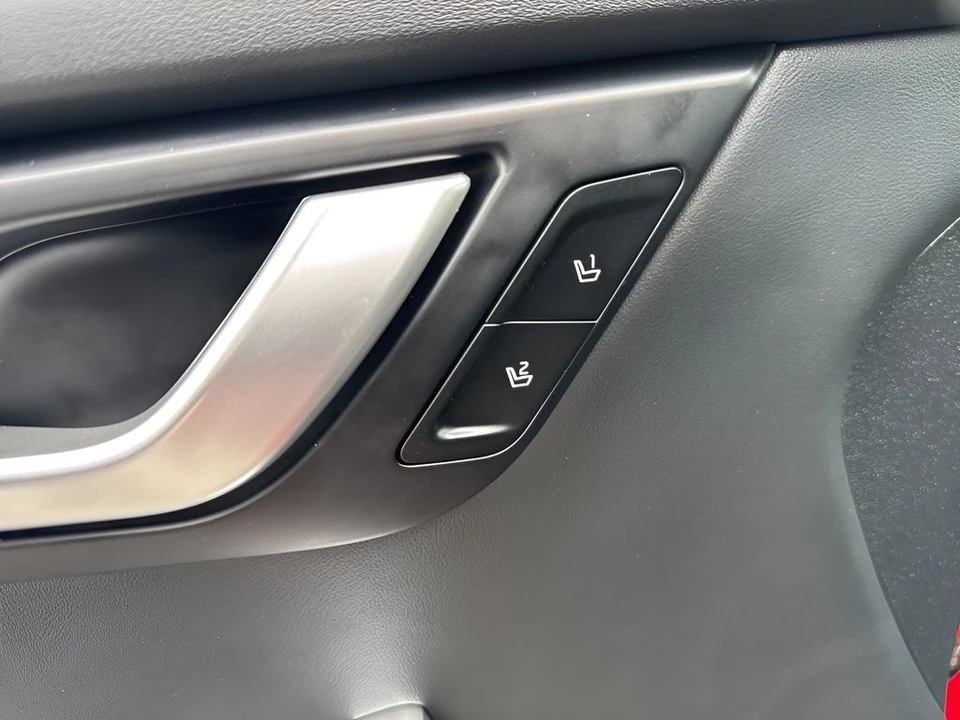 2022 Kia EV6 - Image 11 of 21