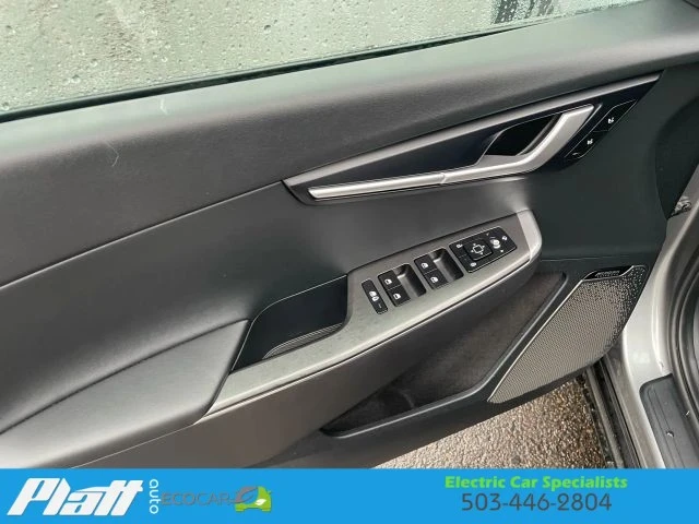 2022 Kia EV6 - Image 18 of 21