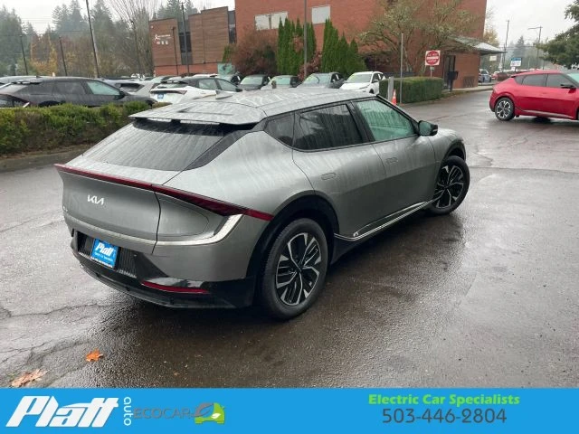 2022 Kia EV6 - Image 10 of 21