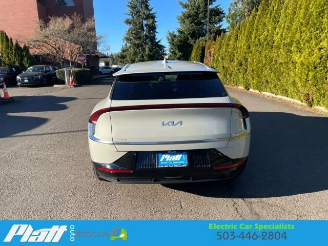 2022 Kia EV6 - Image 7 of 12