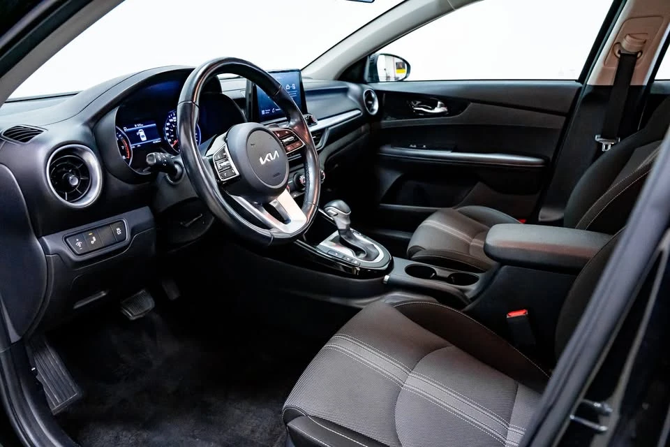 2022 Kia Forte - Image 18 of 20