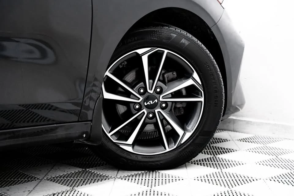 2022 Kia Forte - Image 5 of 20