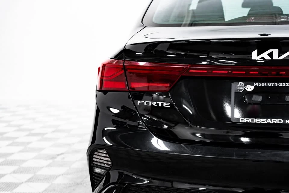 2022 Kia Forte - Image 8 of 20