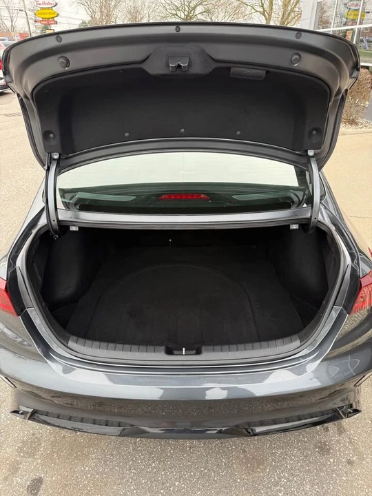 2022 Kia Forte - Image 6 of 15